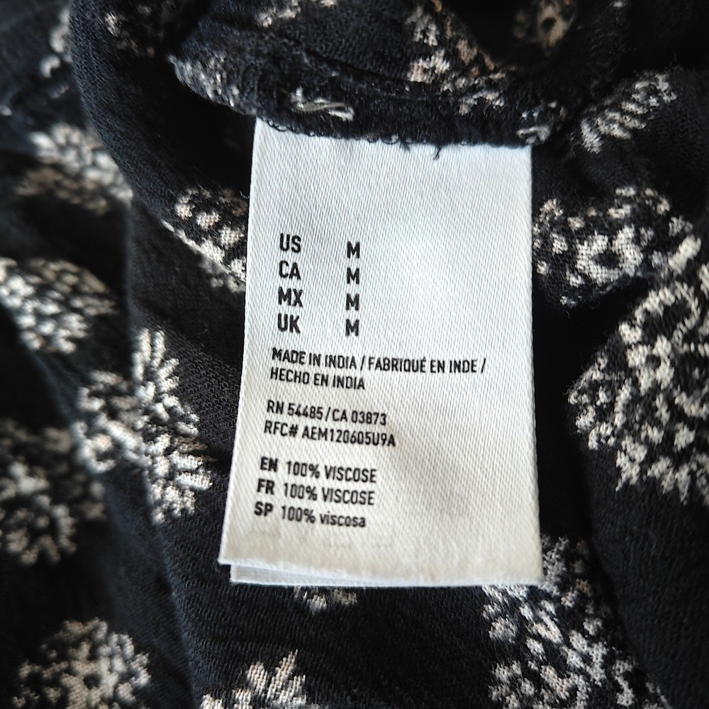 American Eagle Outfitters Womens Blouse Flare Sleeve Boho Black Medallion Floral - Picture 7 of 7